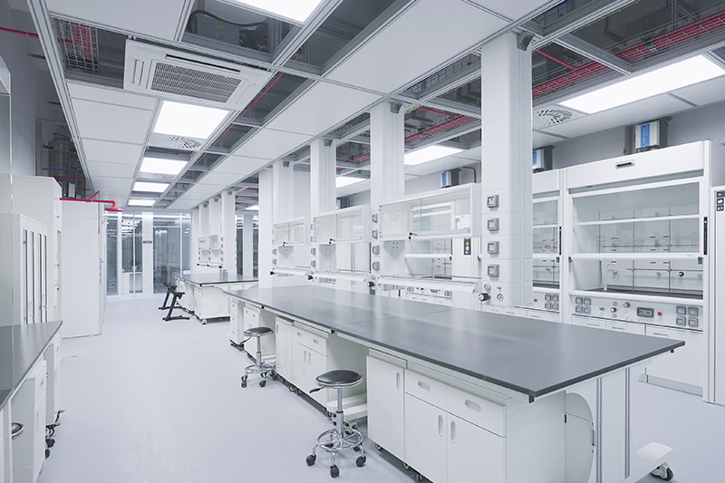 吉隆实验室革新：安全与科技的现代融合